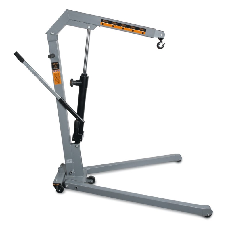 BETA 3024 0,6 Gru idraulica pieghevole con pompa a doppio effetto