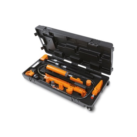BETA 1365/K13 Pompa oleodinamica 10 t e kit accessori per carrozzeria in pratica valigia trolley