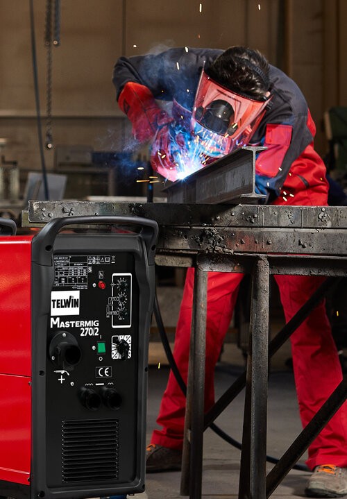 MIG-MAG/FLUX (filo continuo)